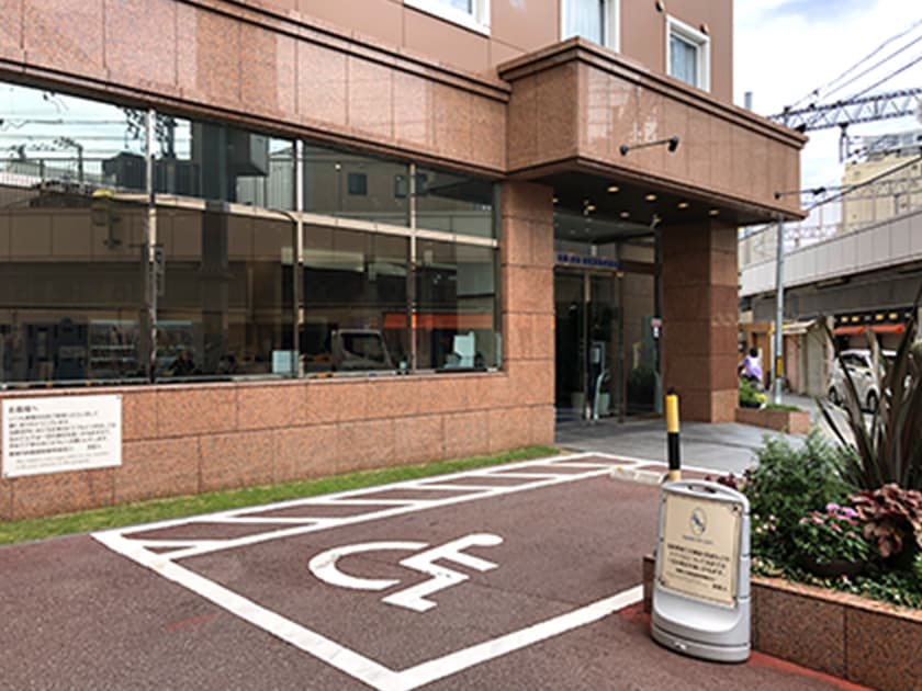 身障者専用駐車場